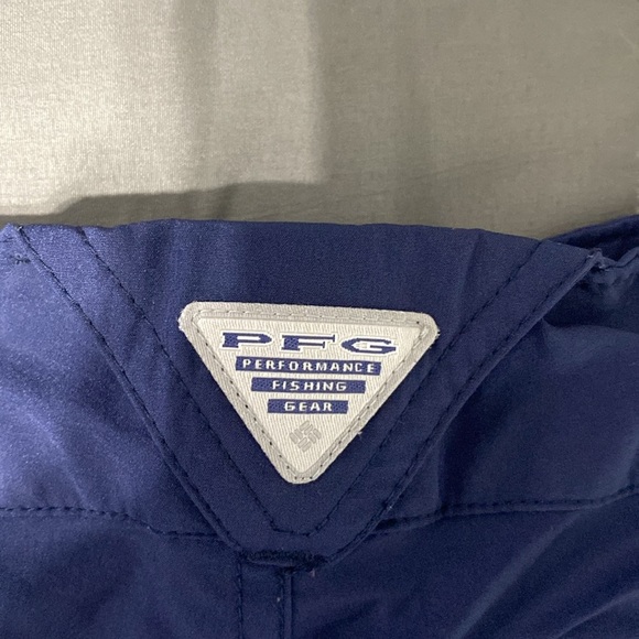 Columbia PFG shorts. Size 4 - Picture 4 of 6